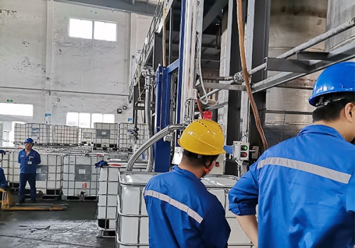 潤(rùn)滑油灌裝機(jī)-QGB-1200D1灌裝機(jī)